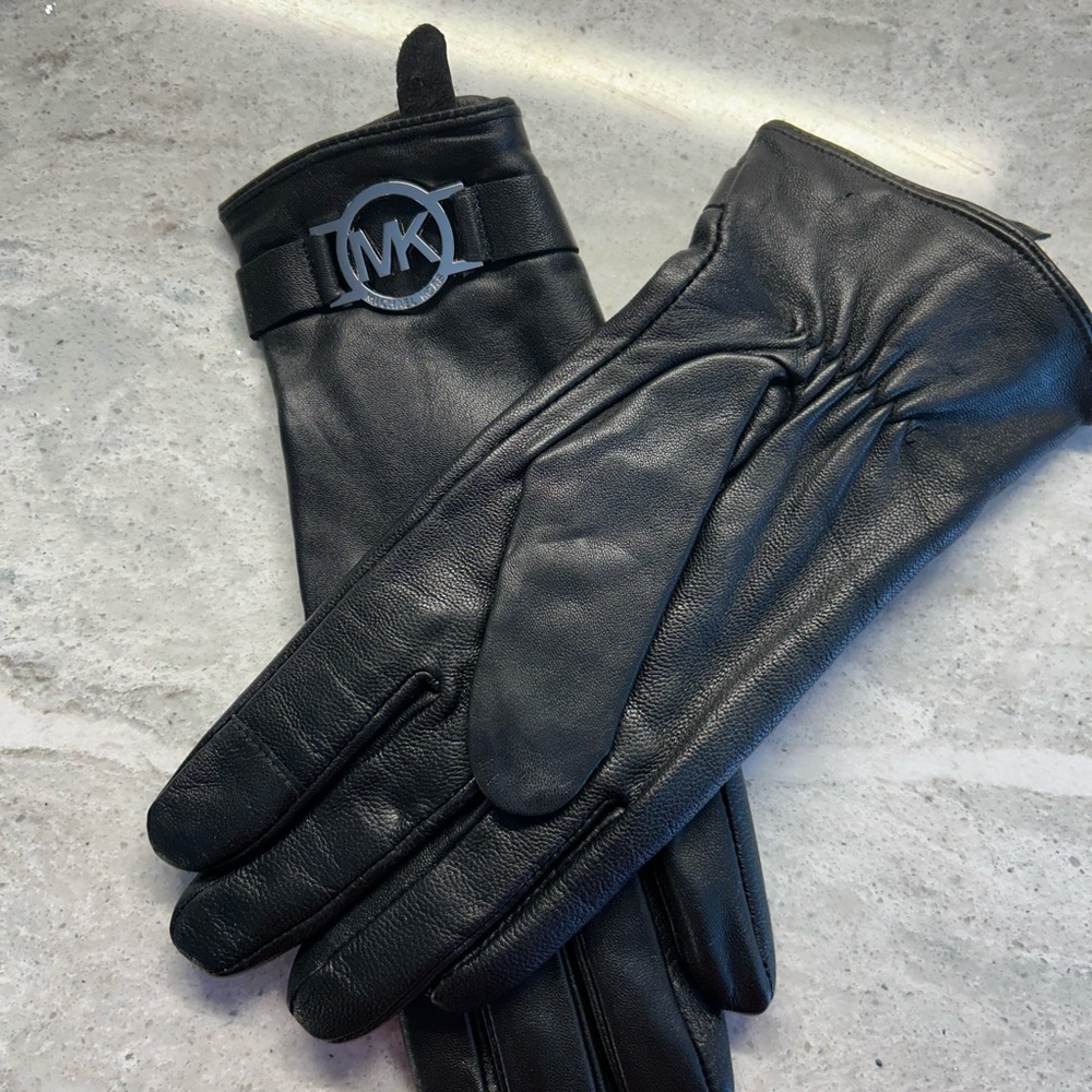 Michael Kors leather gloves